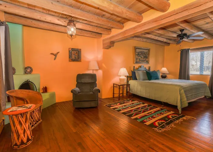 Casa Benavides Inn