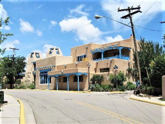 Casa Benavides 3*
