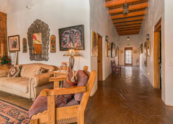 Casa Benavides Inn